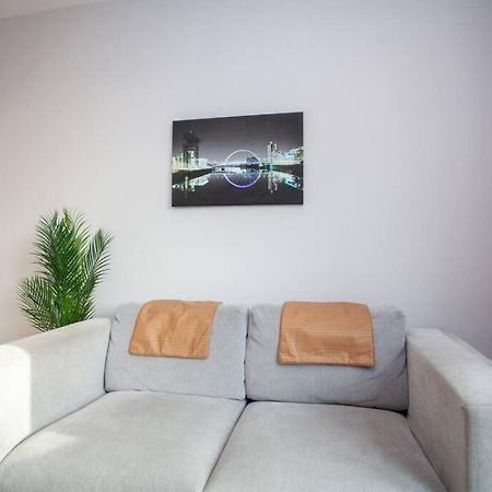 1 Bedroom Apartment In Very Central Location Glasgow Ngoại thất bức ảnh