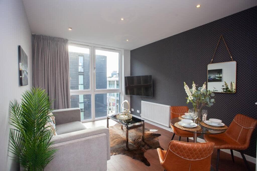 1 Bedroom Apartment In Very Central Location Glasgow Ngoại thất bức ảnh